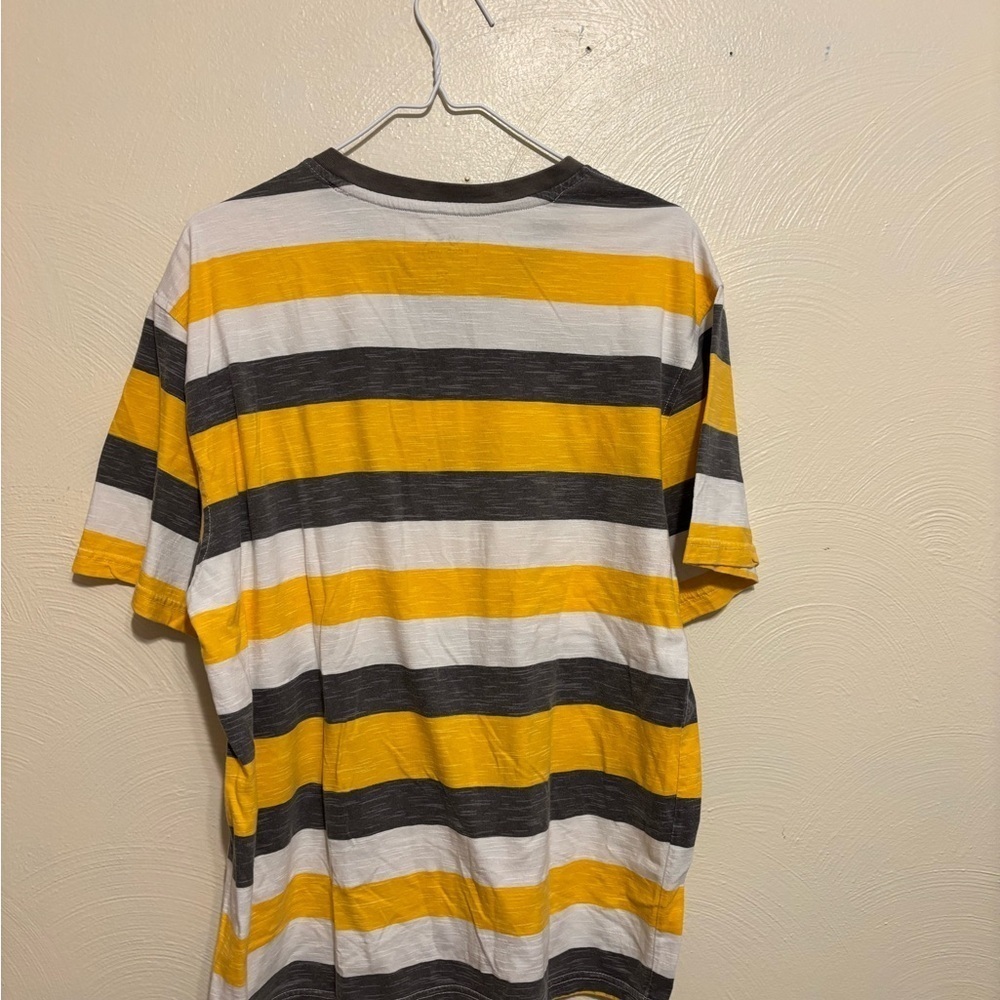 Ecko Unlimited Yellow and Gray Short Sleeve Tee - Picture 7 of 7